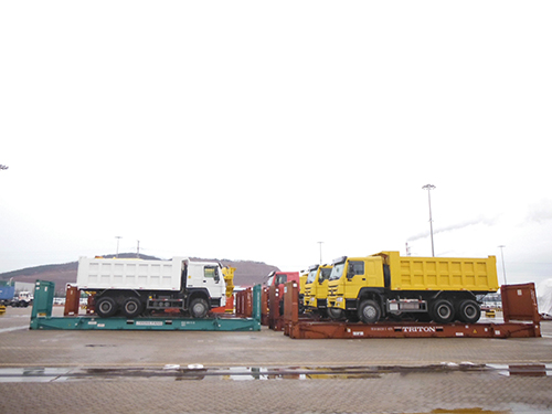 CHINA DUMP TRUCKS & TRACTOR TRUCK DELIVERY TO PORT 2